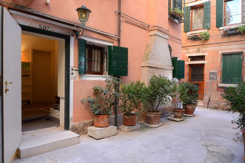 Warm Hospitality Apartments Venice Luaran gambar